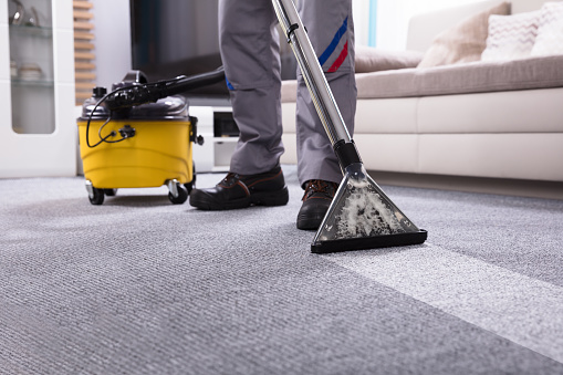 Imperial Deep Cleaning Professional deep cleaning a carpet